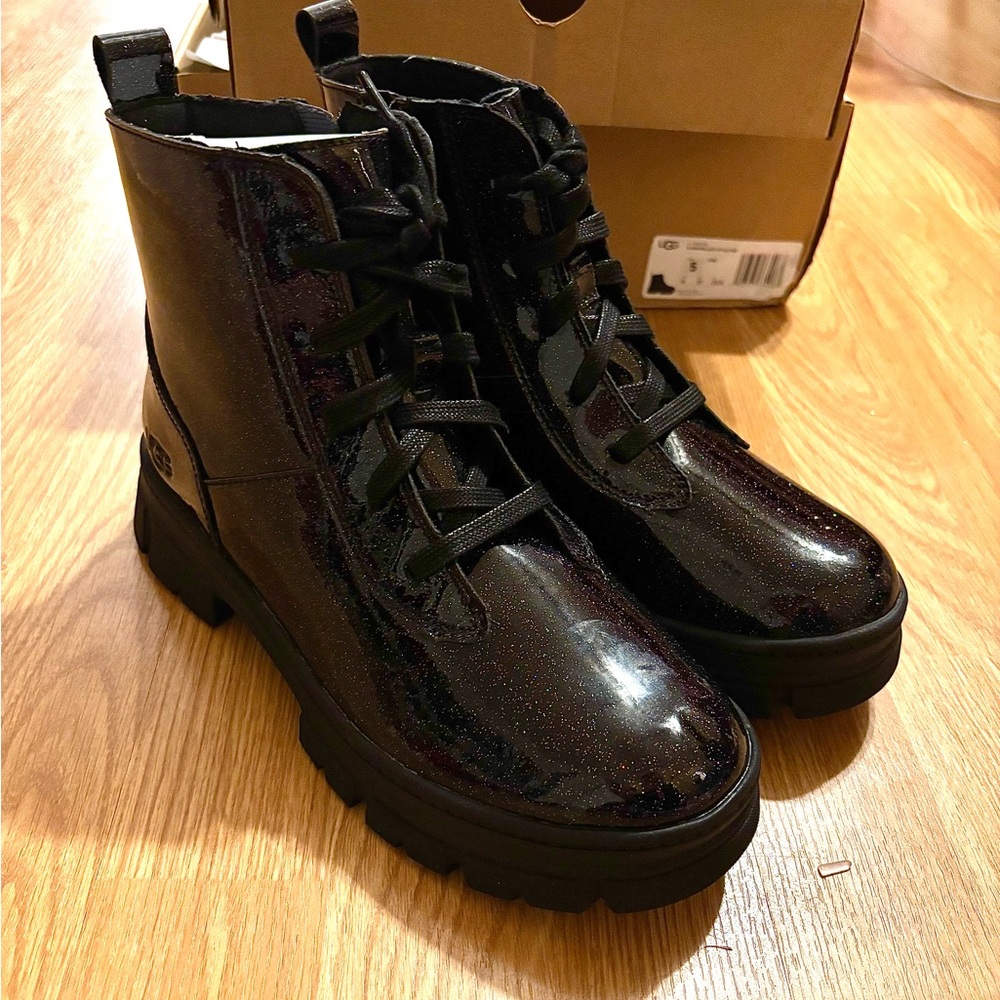 UGG Kids Ashton Glitter Black Boots